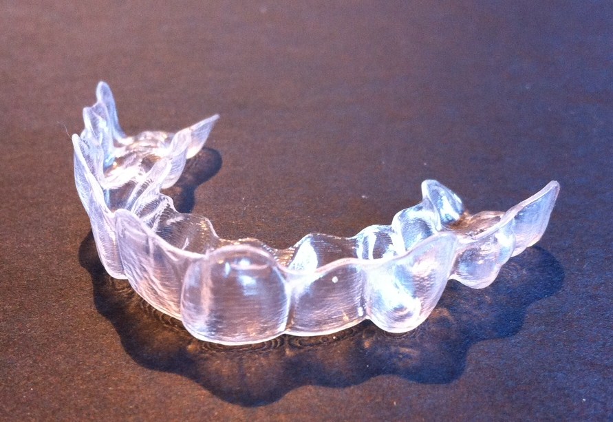Invisalign clear aligner tray